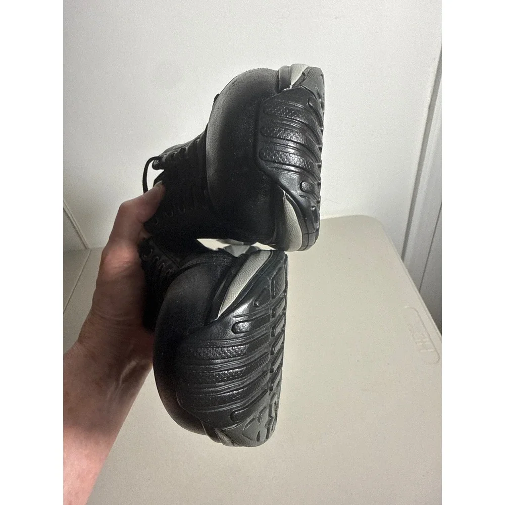 Joya Wave SwissTechnology Black Leather Slip Resistant Orthopedic Sneakers 7.5
